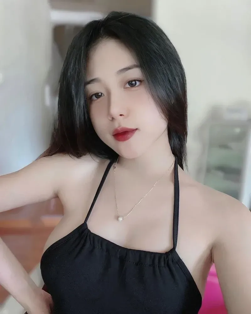 Hình nền 4k gái xinh mang lại độ sắc nét tuyệt vời cho màn hình điện thoại.