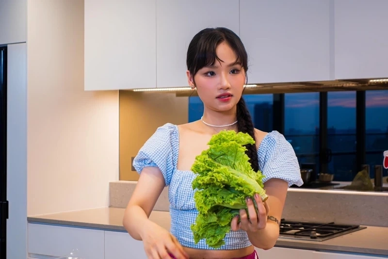 Khám phá những bài hát của ca sĩ Miu Lê với giai điệu ngọt ngào.