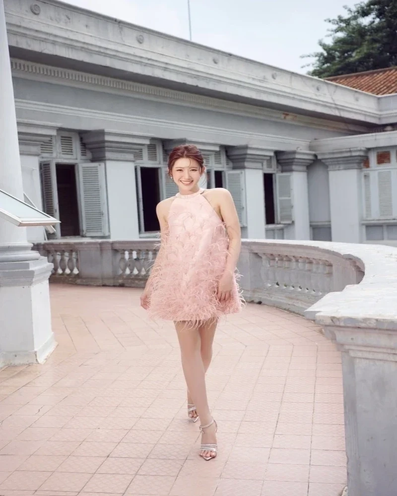 Chìm đắm trong bộ sưu tập hình ảnh đẹp của Thúy Ngân, từ khi bắt đầu sự nghiệp đến hiện tại.
