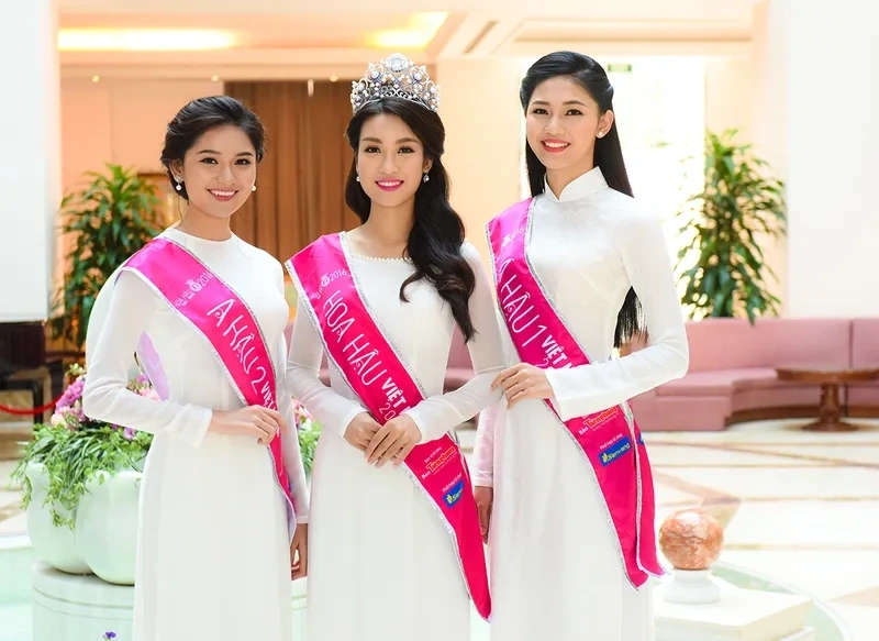 Khám phá quê quán của hoa hậu Đỗ Mỹ Linh, nơi khởi nguồn hành trình tỏa sáng.