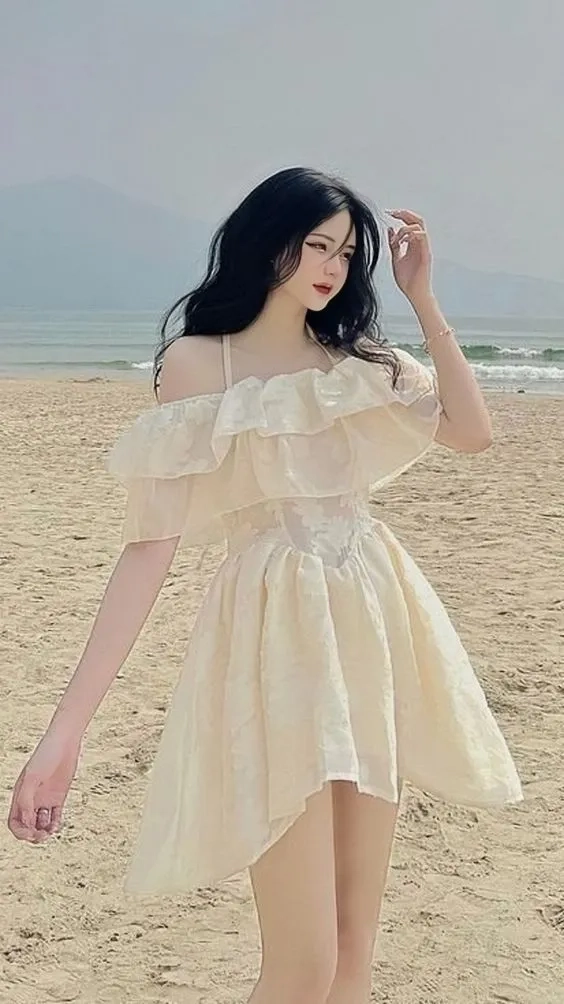 Hình ảnh gái xinh mặc váy trắng, toát lên vẻ đẹp tinh khôi và thuần khiết.