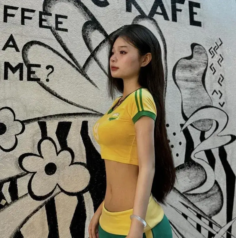 Gái xinh cute tiktok, đáng yêu trong từng khung hình sống động.