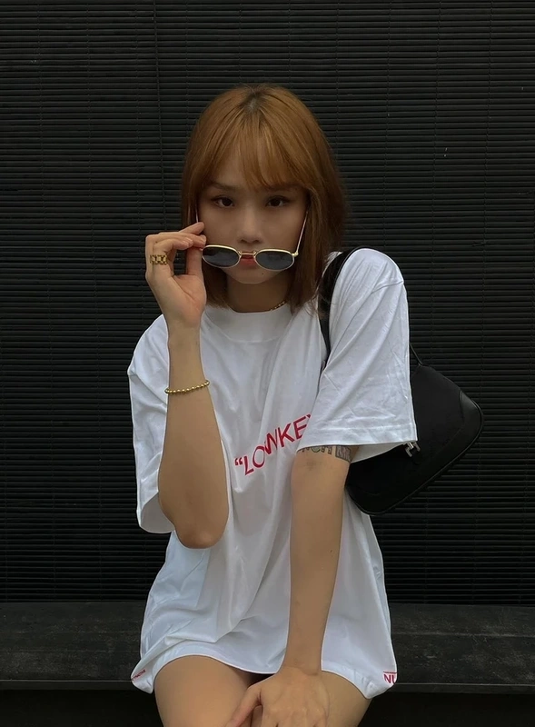 Hình xăm trên tay Miu Lê gây ấn tượng với người hâm mộ.