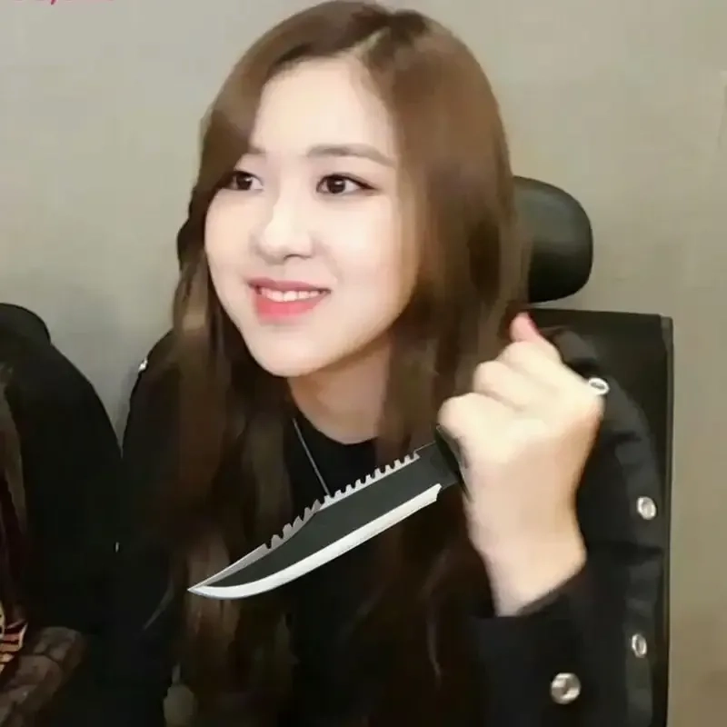 Tạo cảm giác gần gũi với meme blackpink indonesia, cực kỳ vui nhộn.