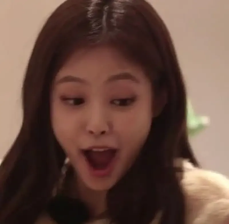 Đừng bỏ qua are you jennie from blackpink meme, cực kỳ thú vị và hài hước!