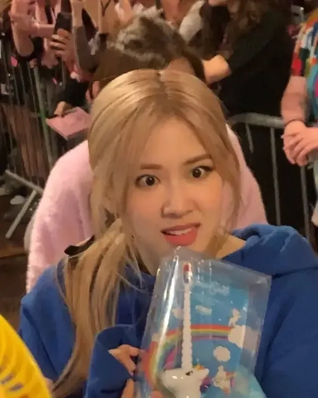 Khám phá những meme blackpink jennie gây cười và dễ thương hết mức.