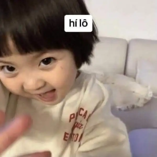 Cười thả ga với meme chào cute cực kỳ đáng yêu.