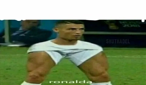 Khoảnh khắc cảm xúc được tái hiện qua ronaldo cry meme.