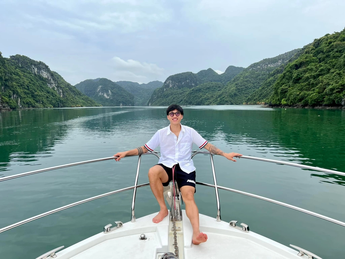 Thông tin mới nhất về Đoàn Văn Hậu hiện nay