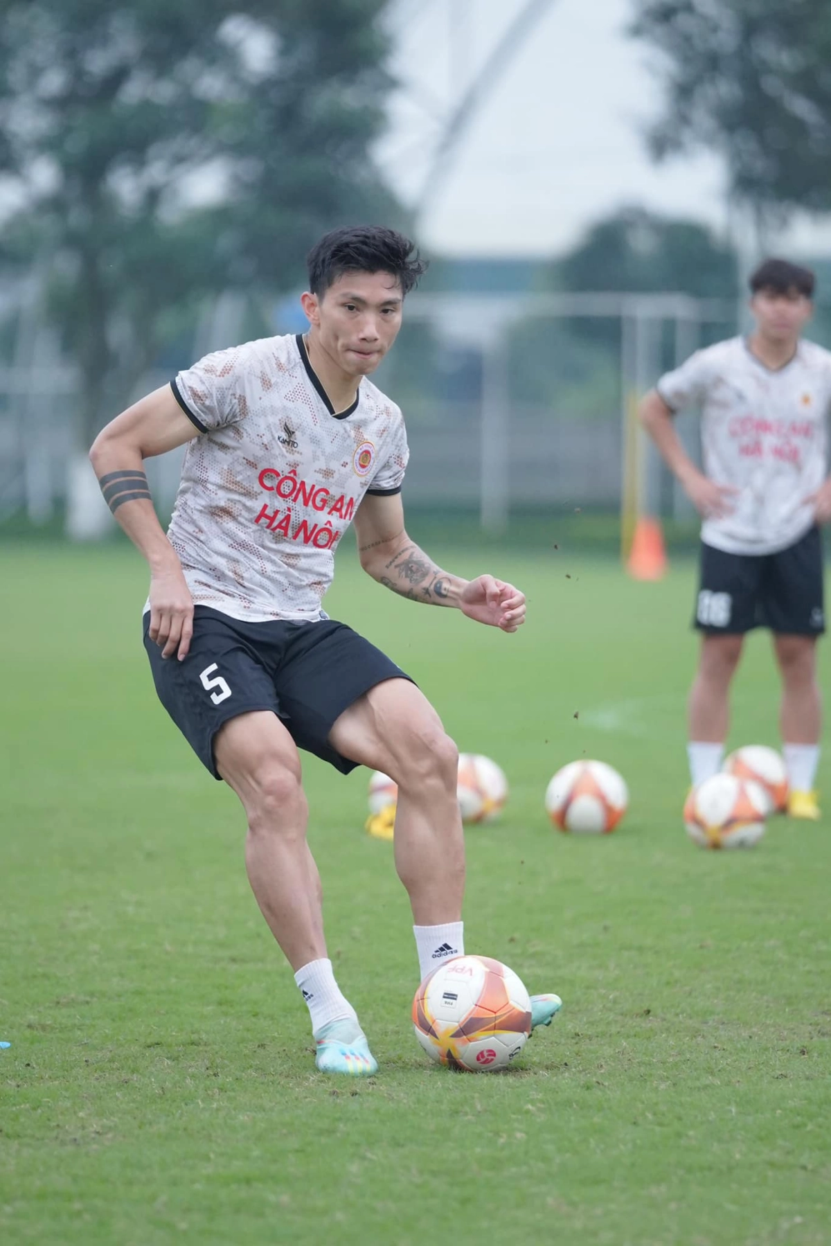 Đoàn Văn Hậu tuổi hiện tại được quan tâm