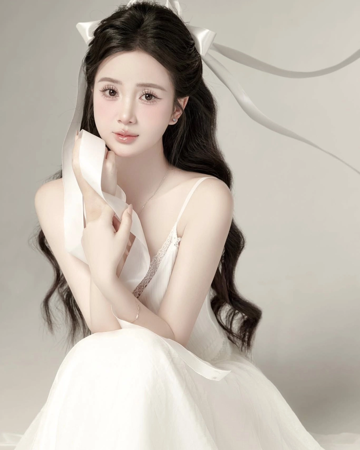 Gái xinh mông to gây chú ý với vóc dáng