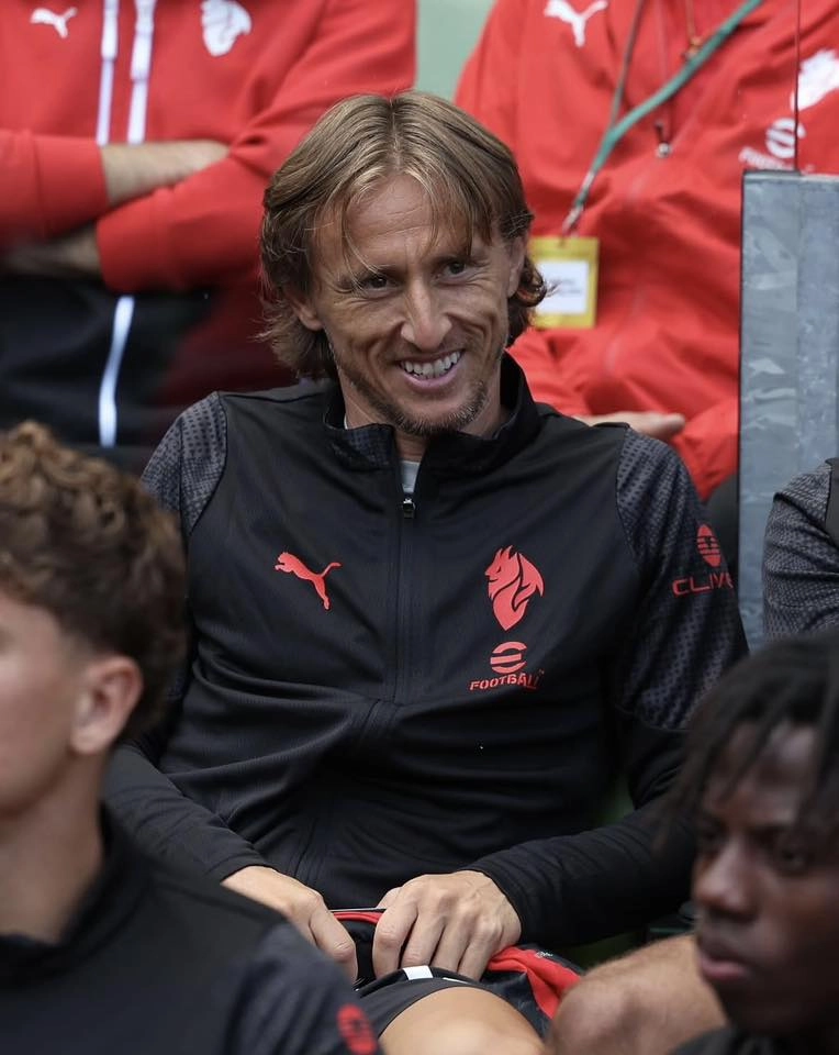 Luka modrić real là biểu tượng tuyến giữa