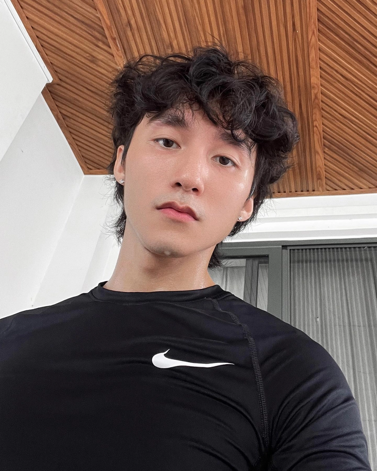 Chạy ngay đi thể hiện phong cách âm nhạc mạnh mẽ