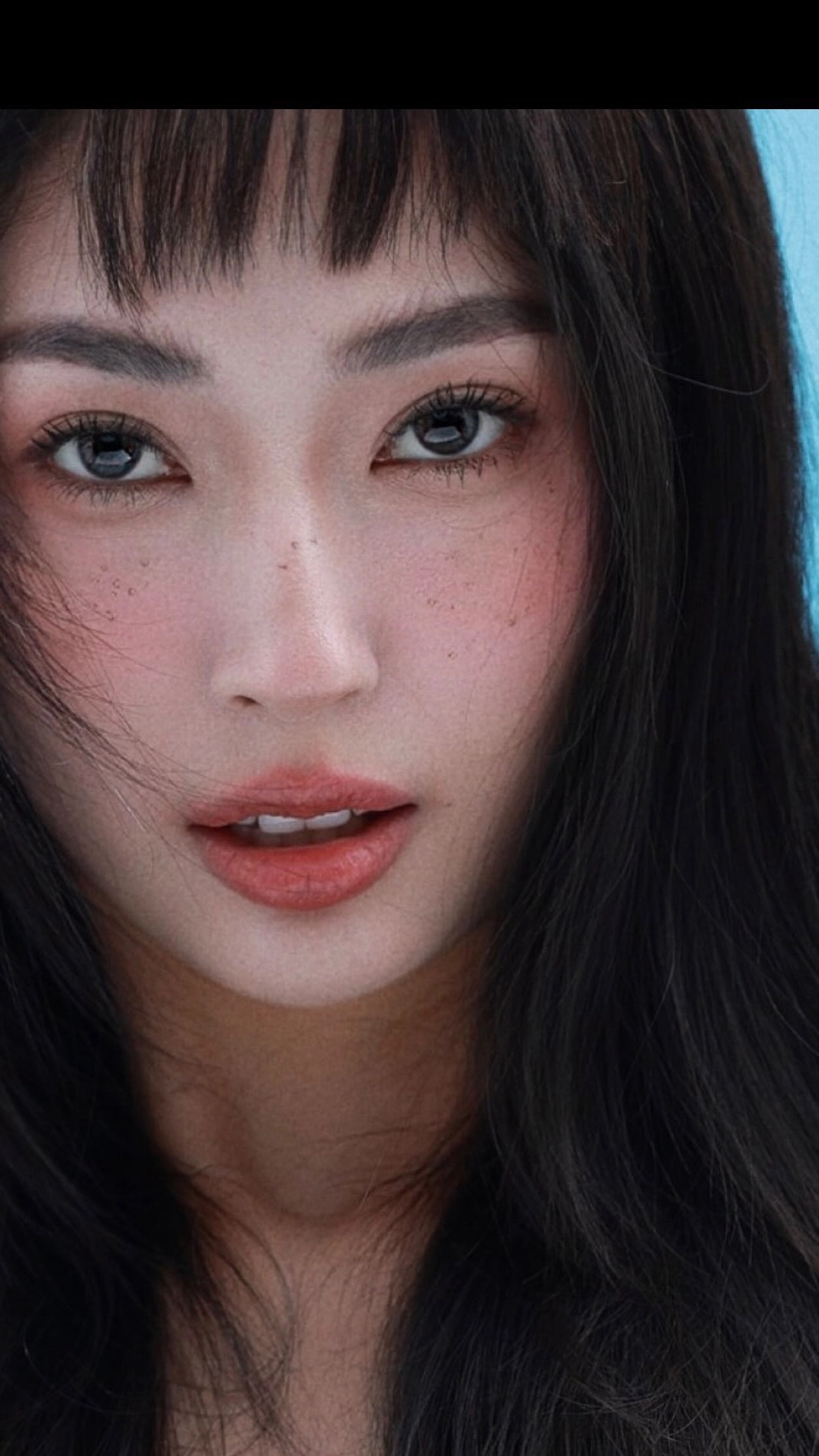 Hình nền gái đẹp HD cho điện thoại sắc nét