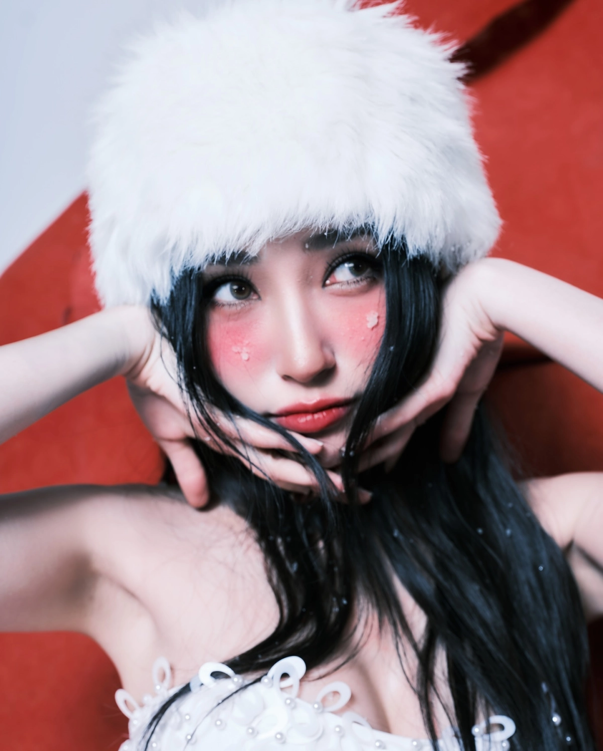 Hình nền gái đẹp ngầu cho điện thoại cá tính