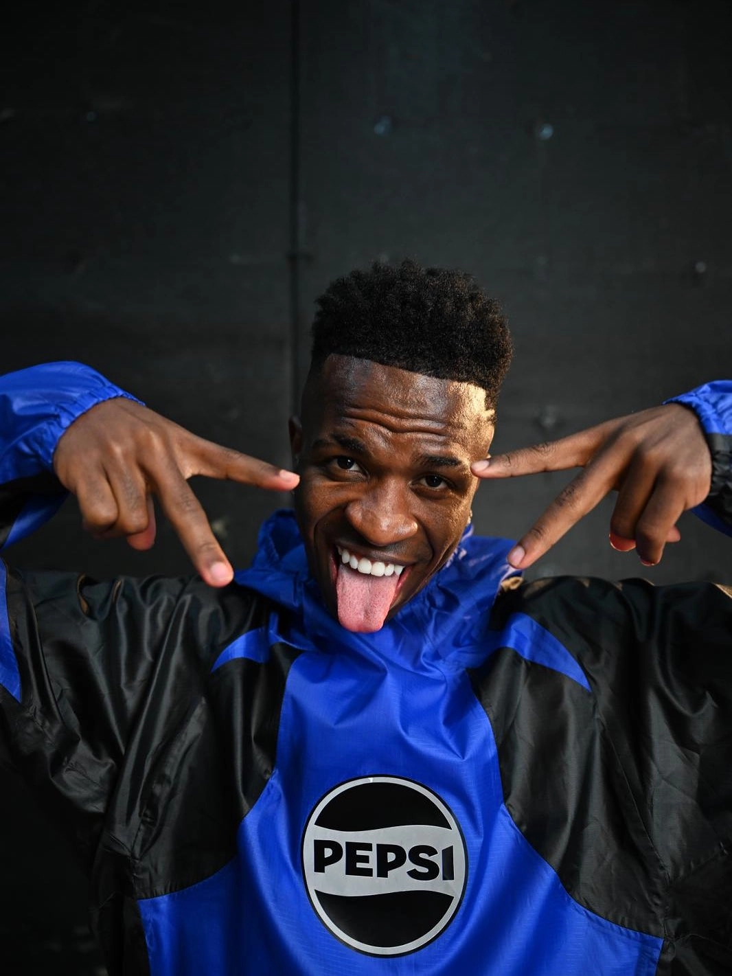 Vinicius junior news luôn xuất hiện trên mặt báo