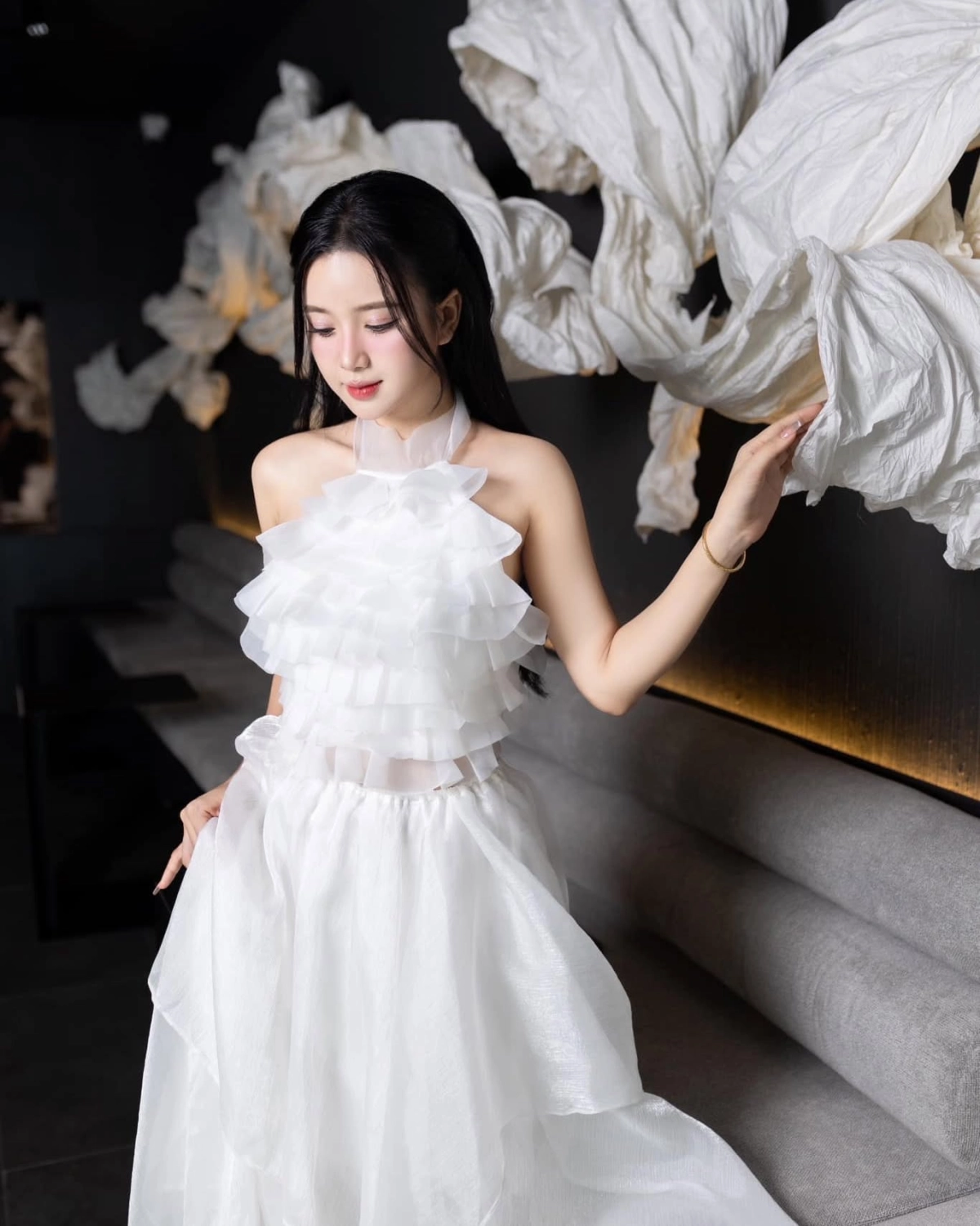 Download ảnh hot girl dễ thương, nhìn là thích.