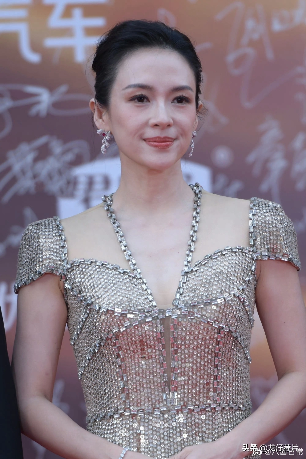 Phim Chương Tử Di đóng đa dạng thể loại từ cổ trang đến hiện đại.