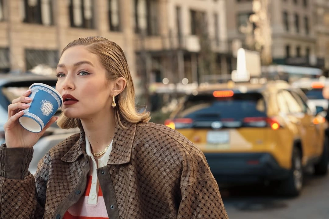 Hành trình khẳng định vị thế siêu mẫu thế hệ mới của biểu tượng gigi hadid.